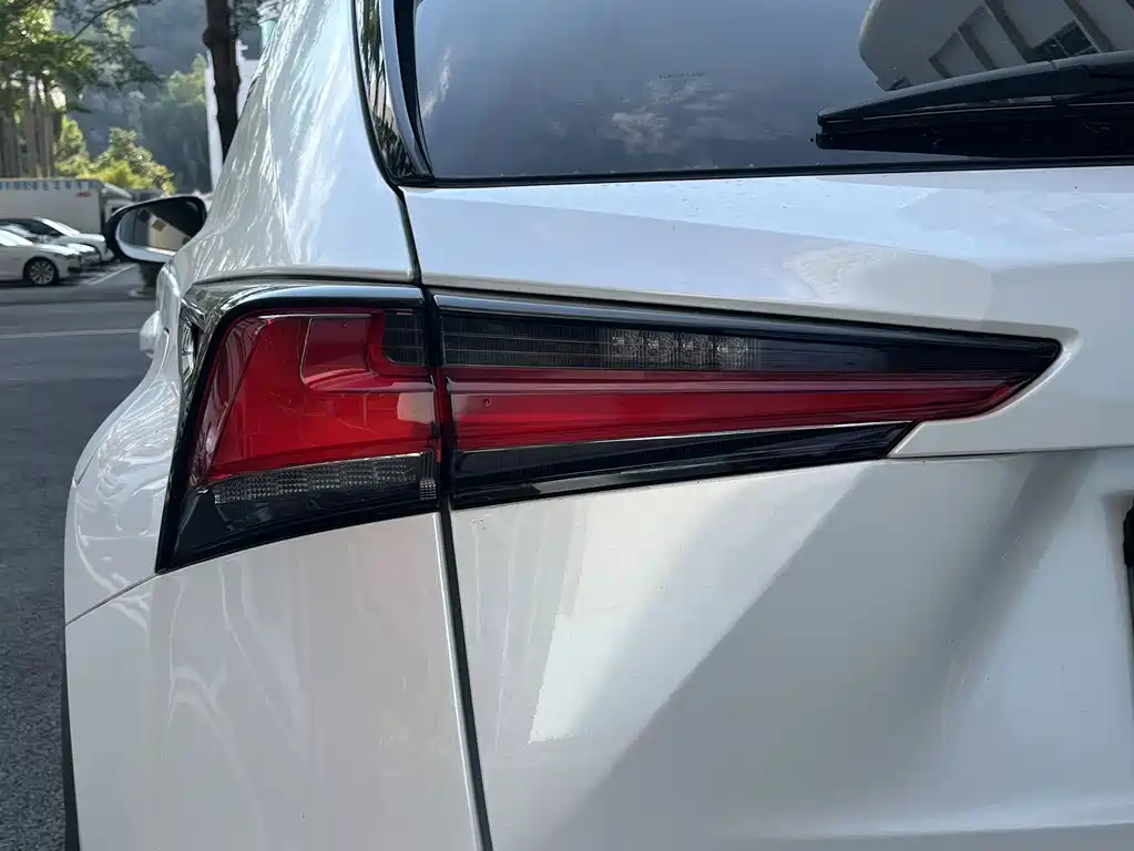 Lexus NX — миниатюра 14