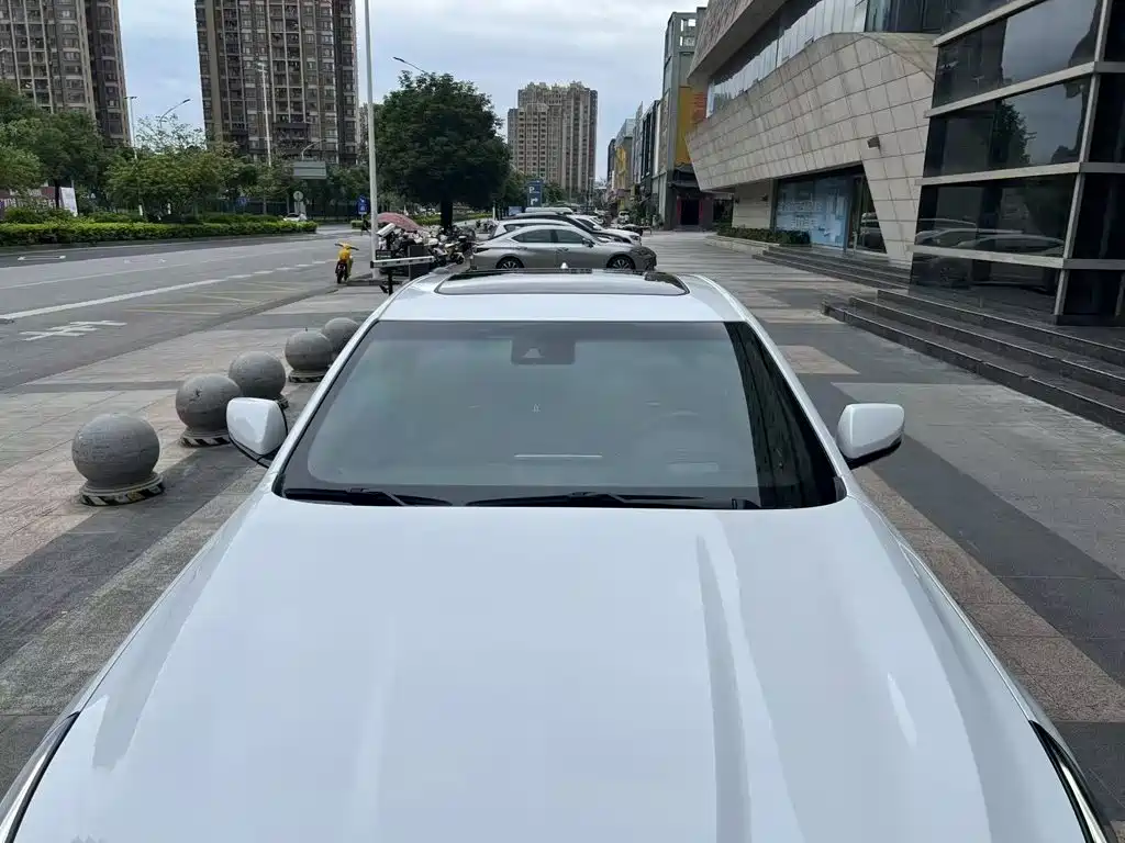 Cadillac CT5 — миниатюра 18