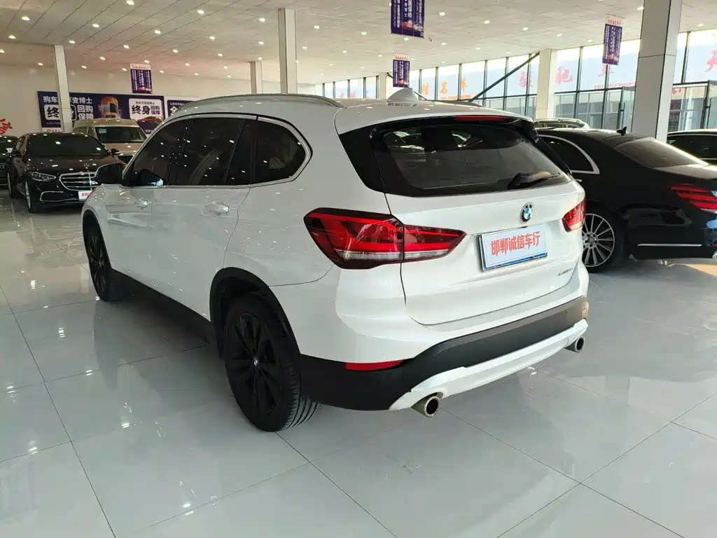 BMW X1 — миниатюра 6