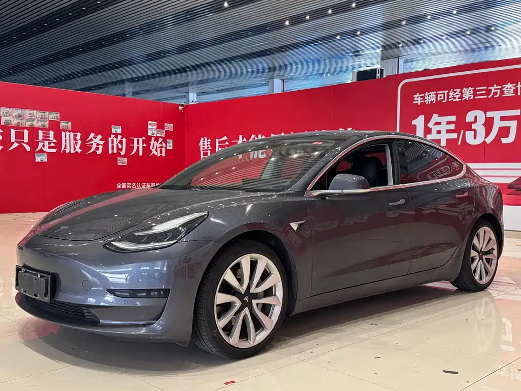 Tesla Model 3 — фотографии объявления, Фото 2