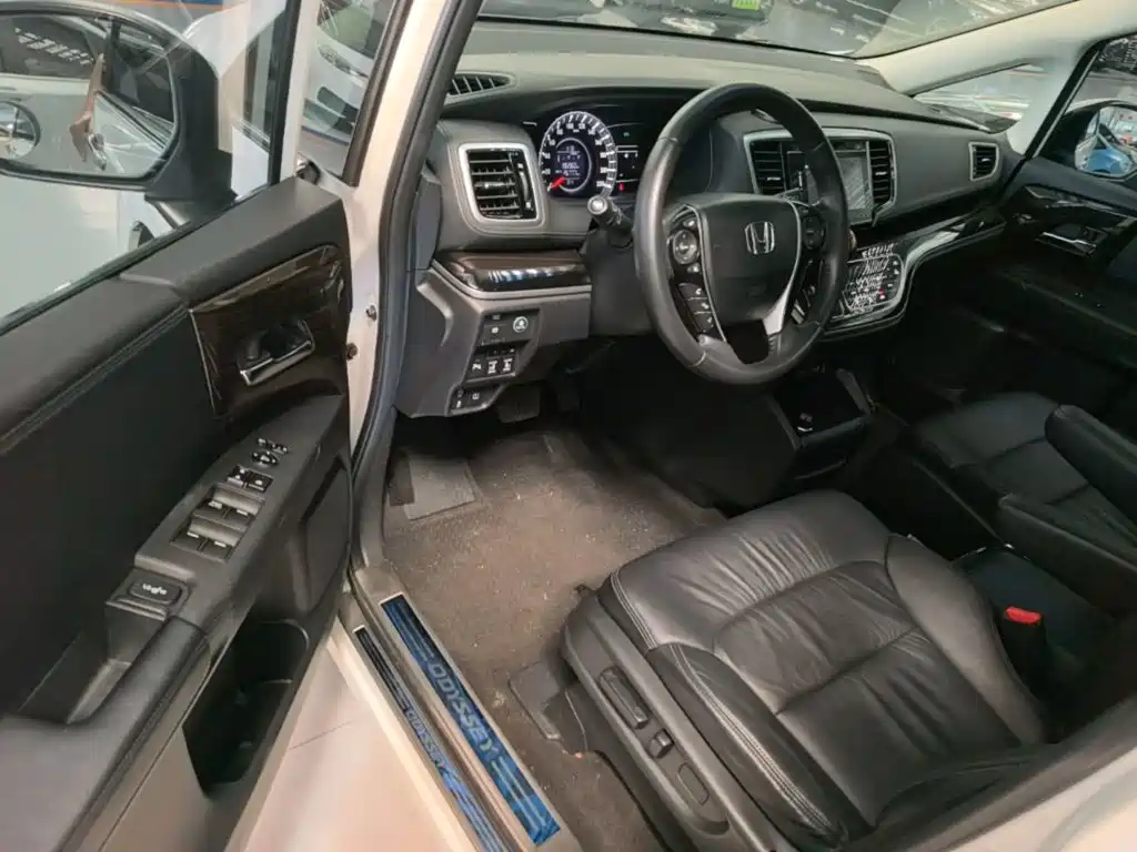 Honda Odyssey — миниатюра 16