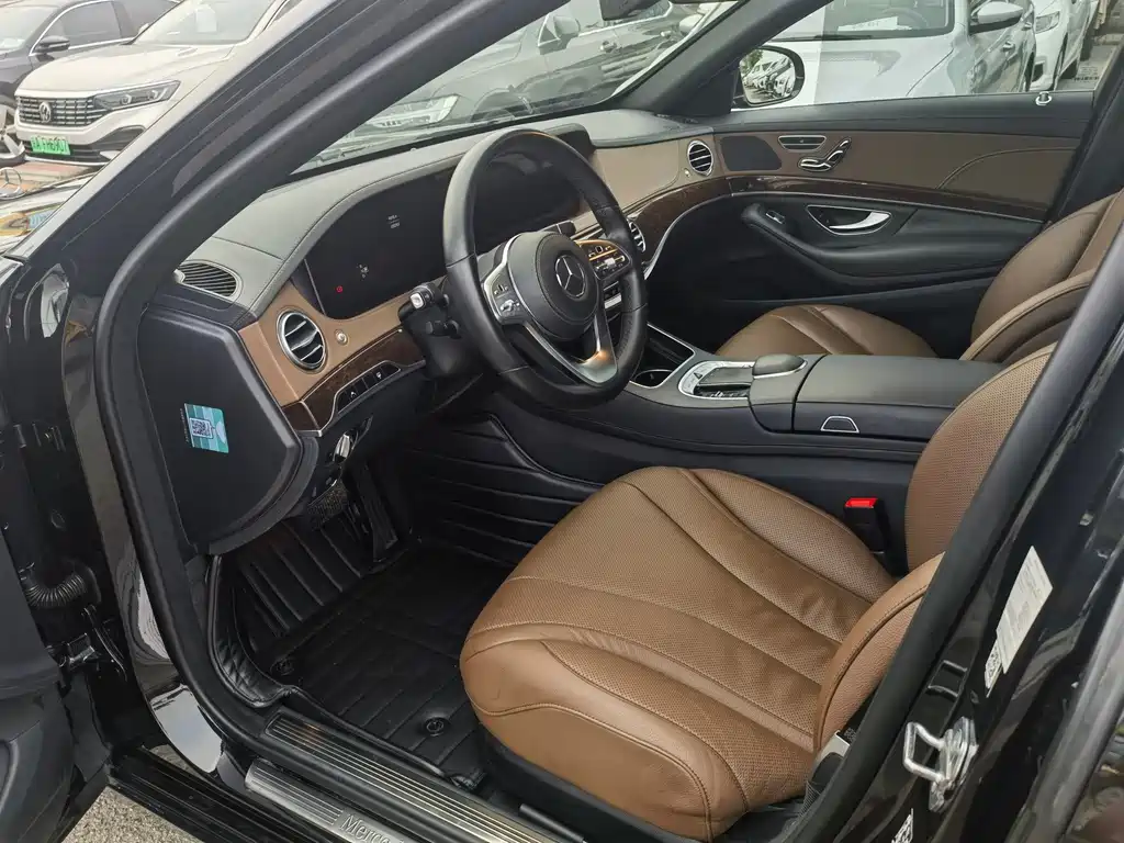 Mercedes-Benz S-Class — миниатюра 6