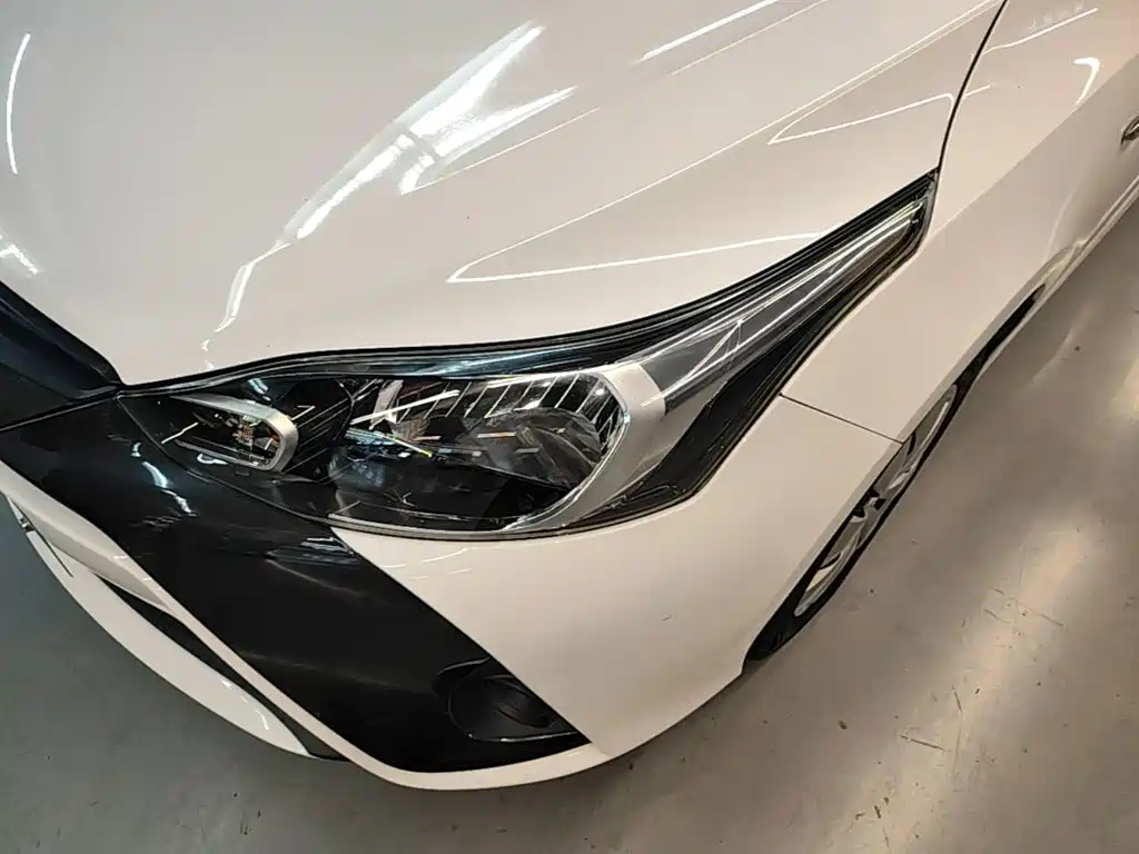 Toyota Yaris L — миниатюра 24