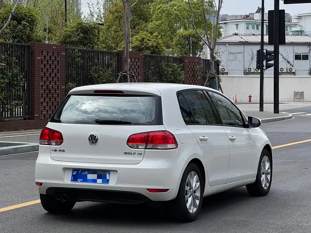 Volkswagen Golf — миниатюра 8