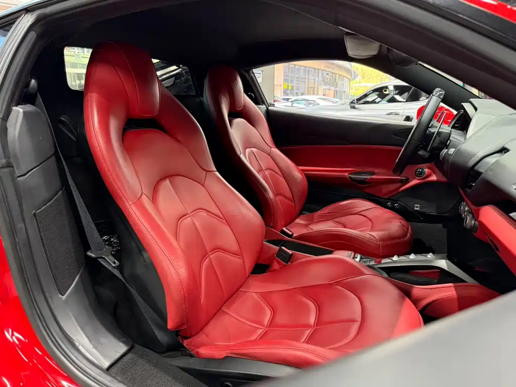 Ferrari 488 — миниатюра 15