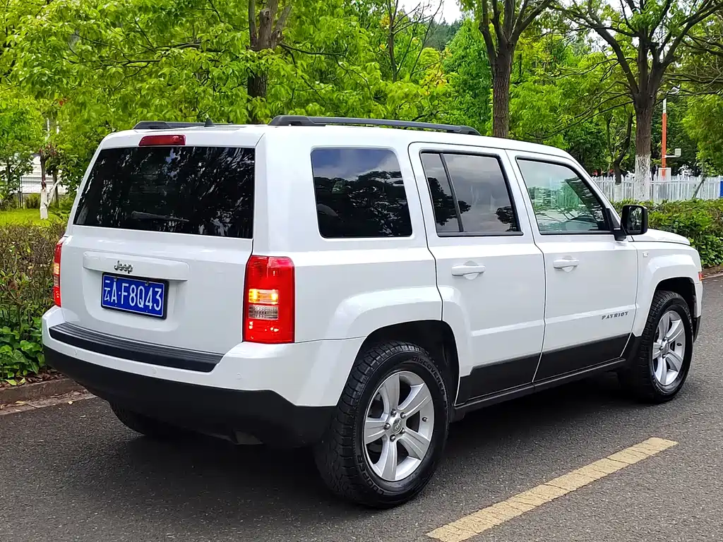 Jeep Patriot — миниатюра 4