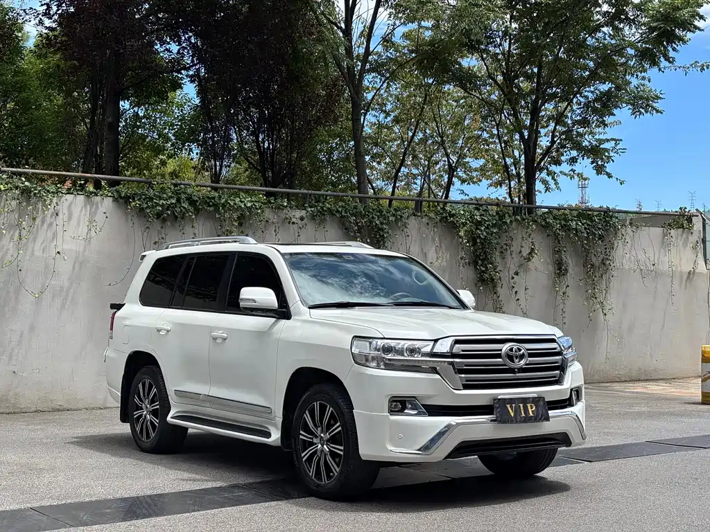 Toyota Land Cruiser — миниатюра 3