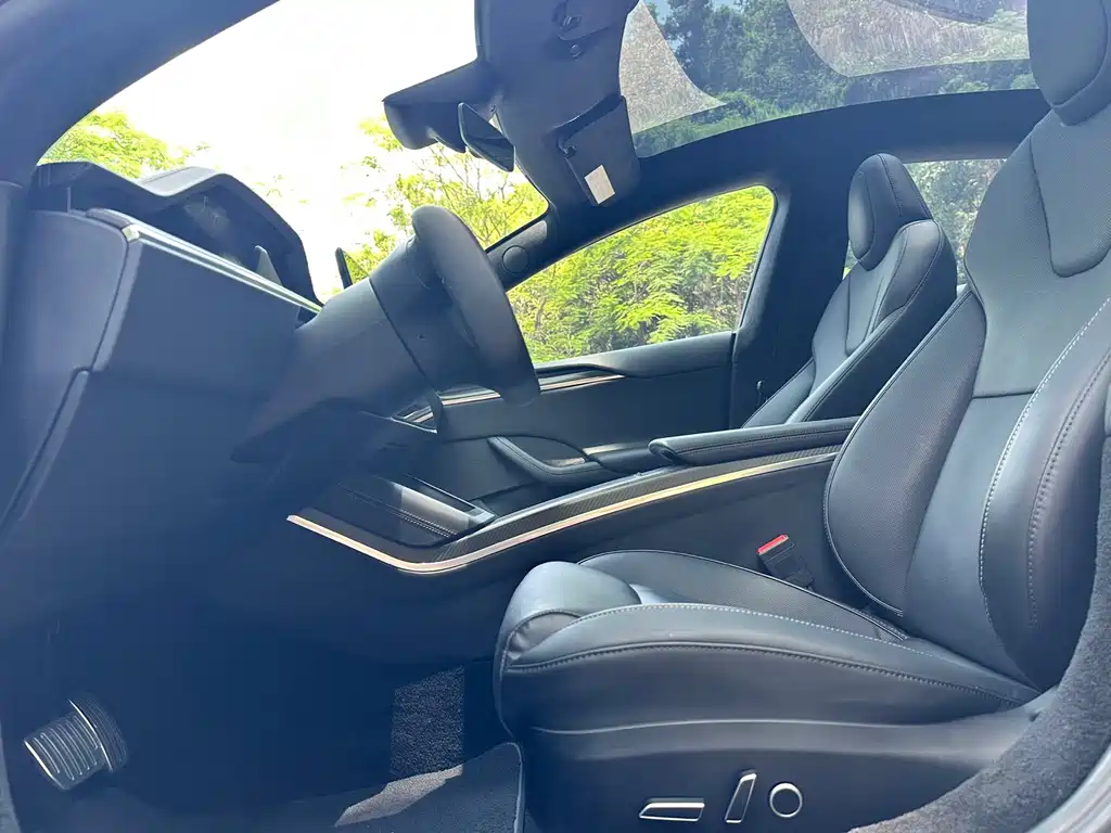 Tesla Model S 2023 Plaid