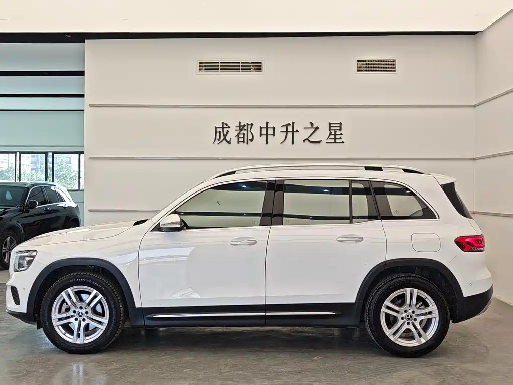 Mercedes-Benz GLB 2023 GLB 220 Fashion