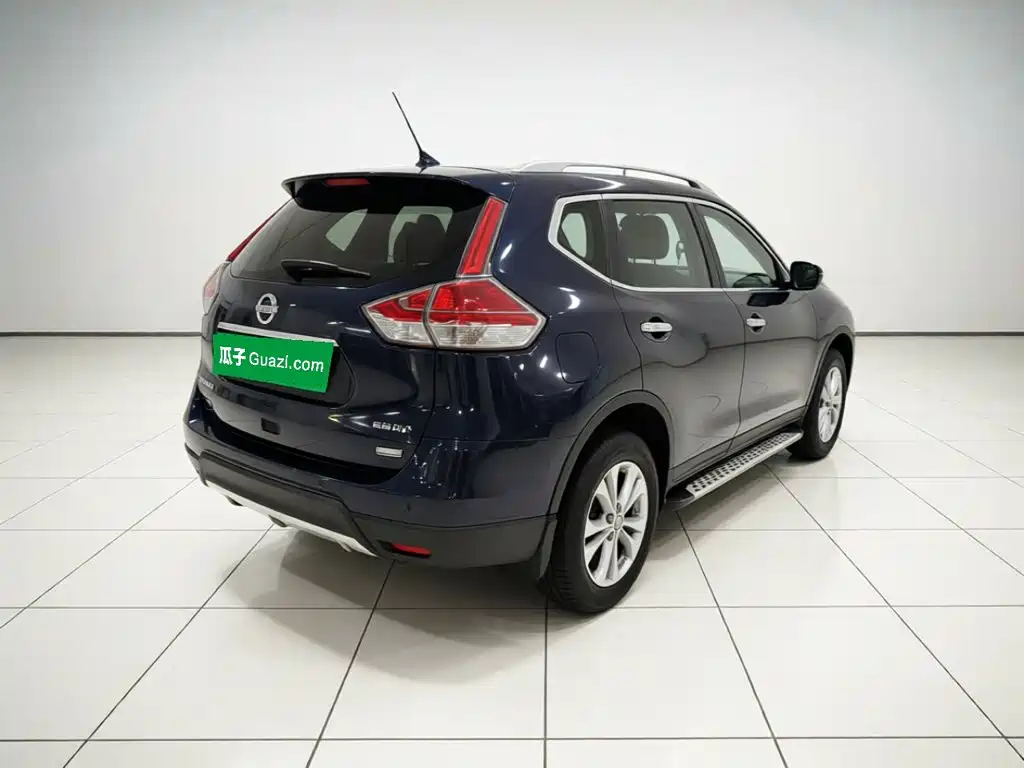 Nissan X-Trail — миниатюра 4