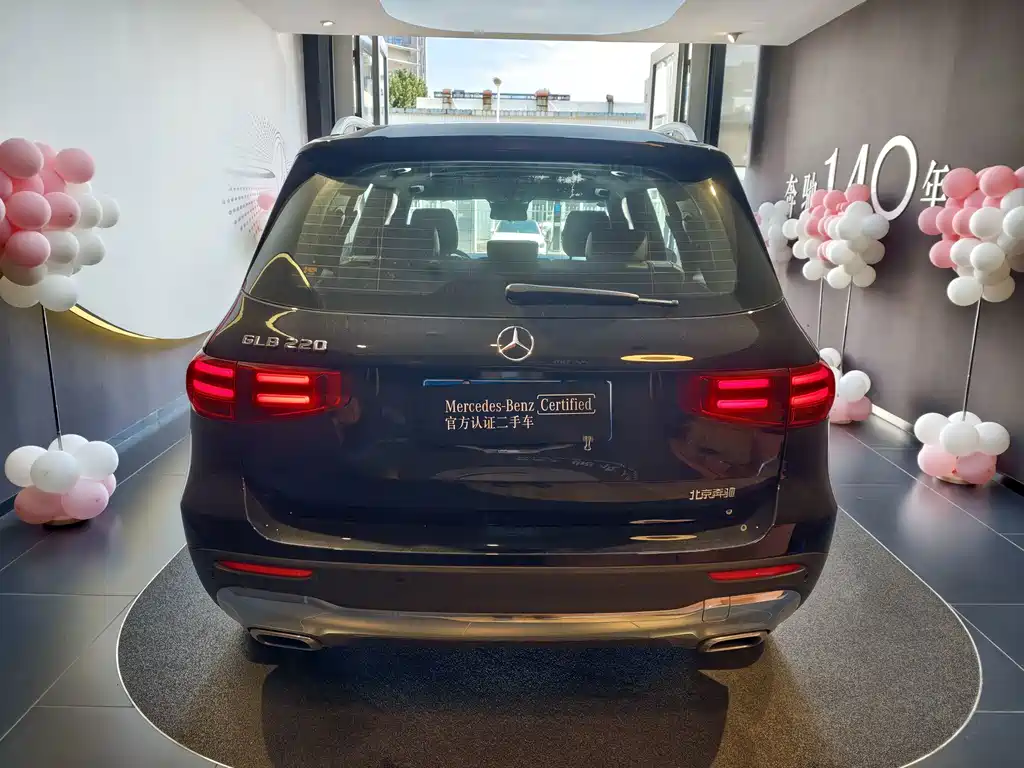 Mercedes-Benz GLB — миниатюра 10