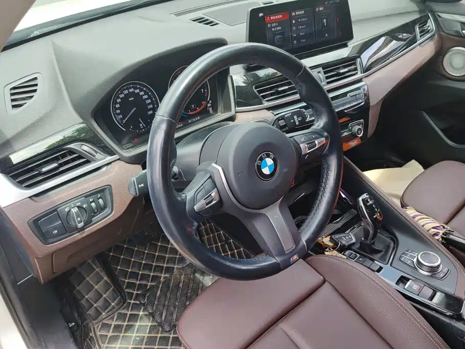 BMW X1 — миниатюра 15