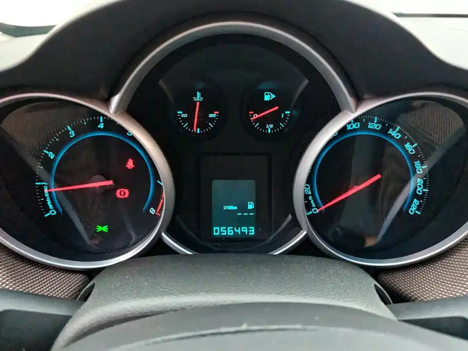 Chevrolet Cruze — миниатюра 14