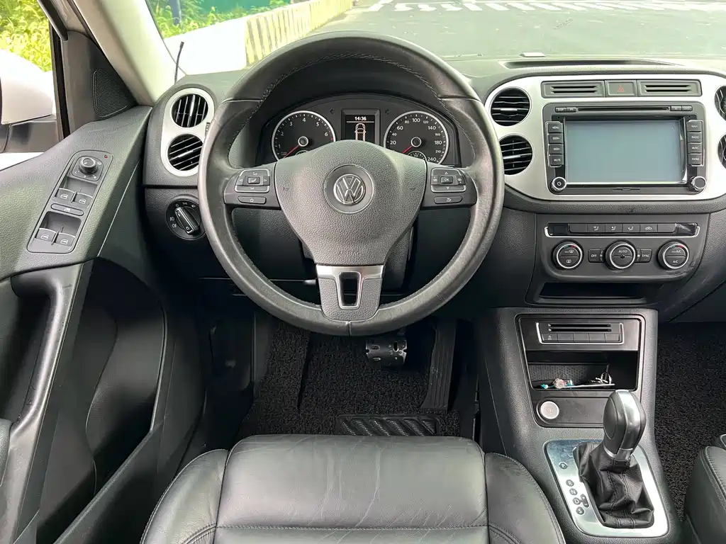 Volkswagen Tiguan — миниатюра 16