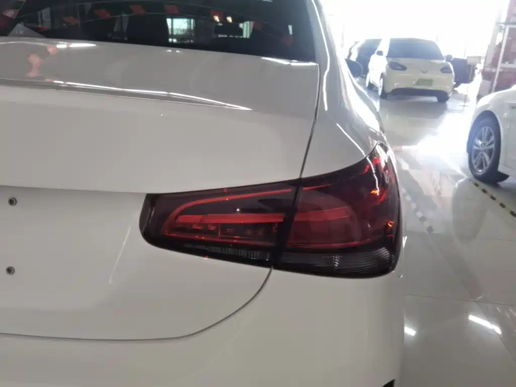 Mercedes-Benz A-Class — миниатюра 8