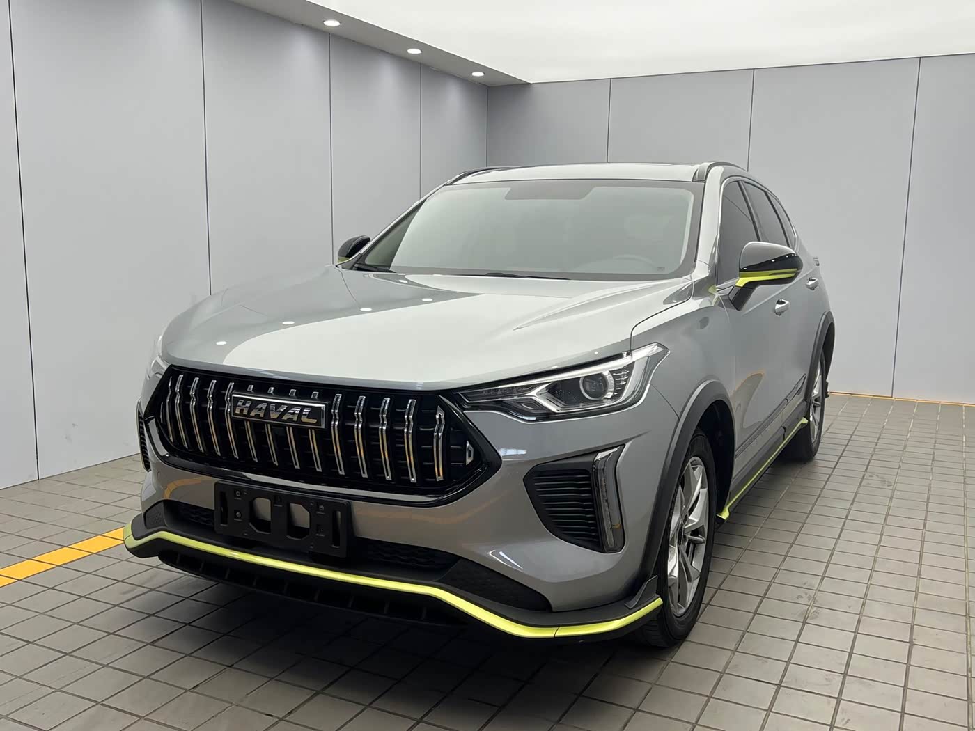 Haval Haval H6 1.5 л 2022 г. Серебристо-серый, пробег 36000 км