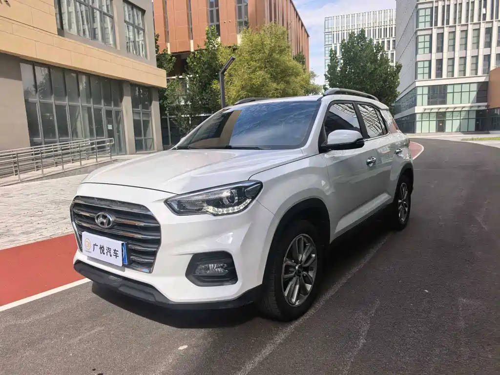 Hyundai ix35 — миниатюра 2