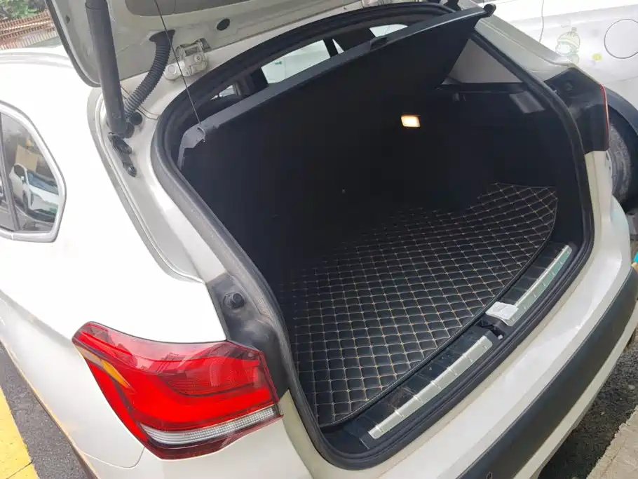 BMW X1 — миниатюра 4