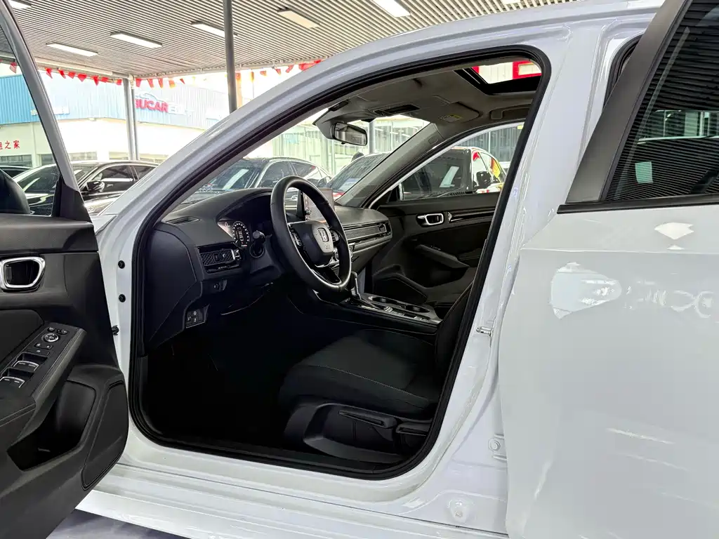 Honda Civic — миниатюра 4