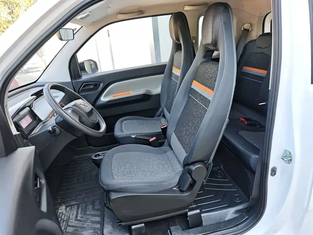 Wuling MINIEV — миниатюра 15