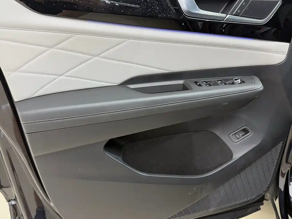 Volkswagen Teramont — миниатюра 19