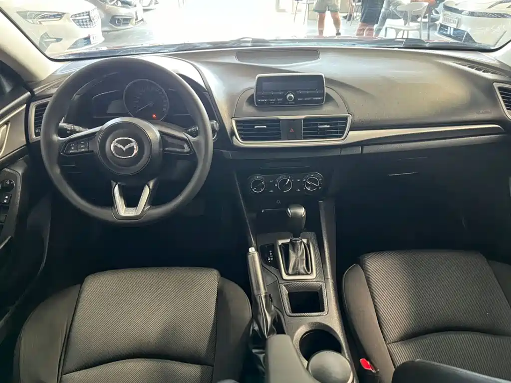 Mazda 3 Axela — миниатюра 4