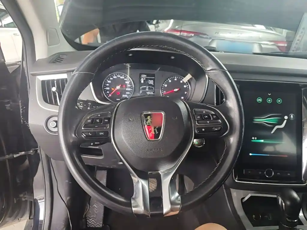 Roewe RX5 — миниатюра 11