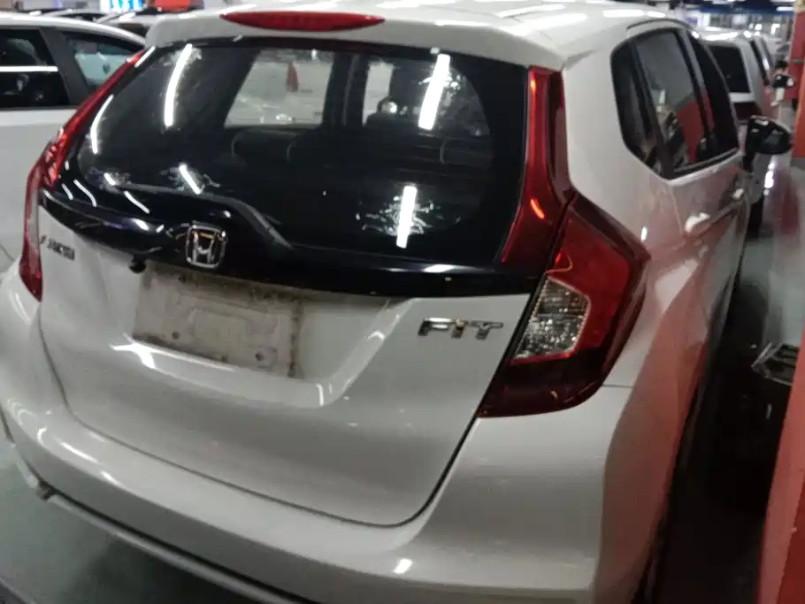 Honda Fit — миниатюра 3
