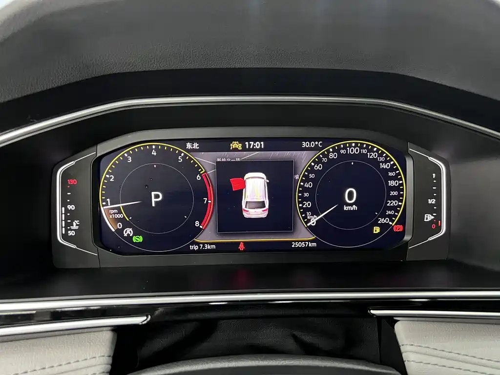 Volkswagen Tiguan L — миниатюра 8