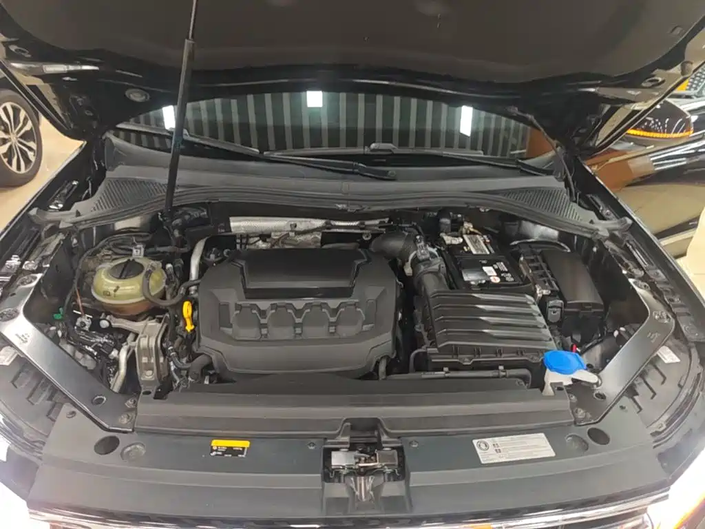 Volkswagen Tiguan L — миниатюра 20