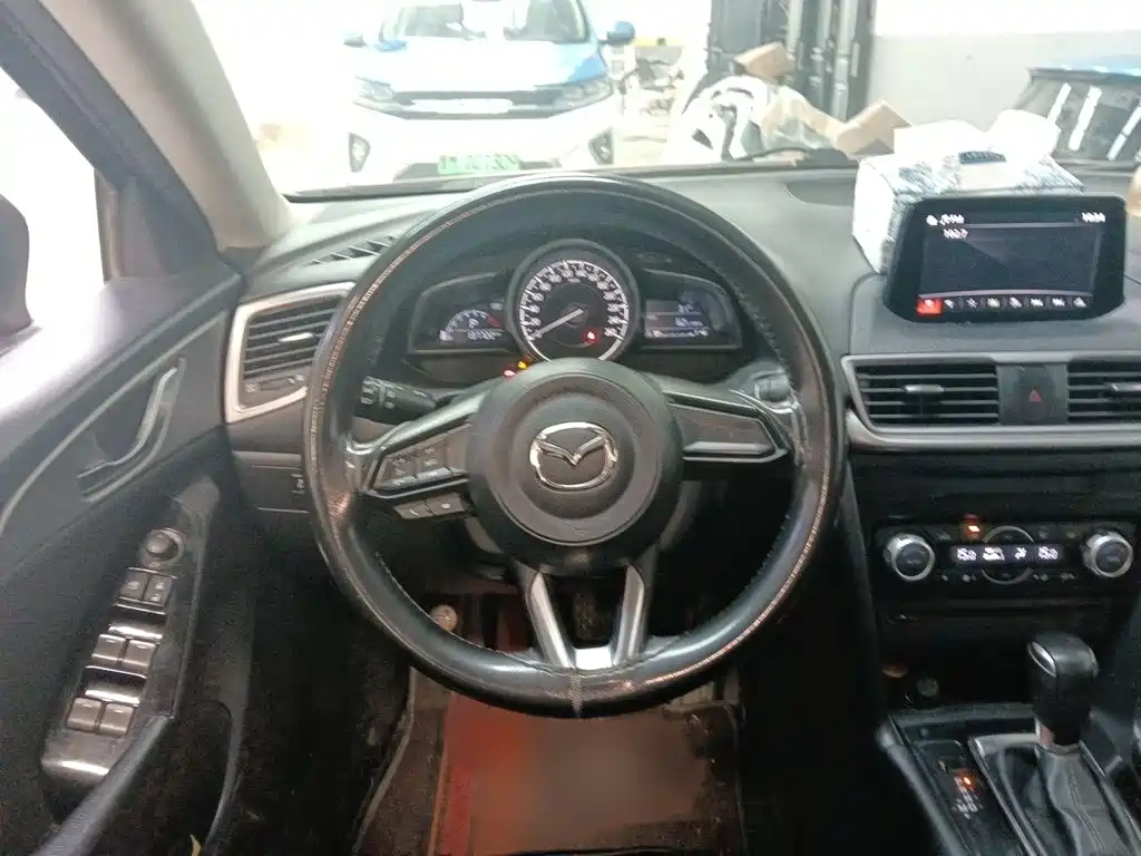 Mazda 3 Axela — миниатюра 3