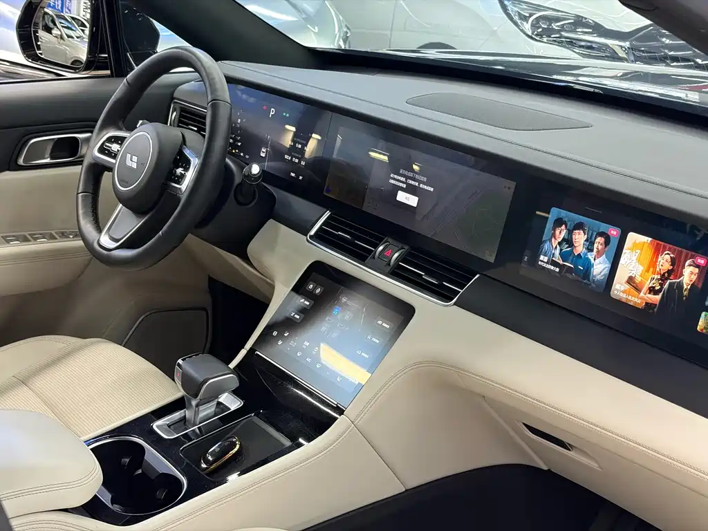 Li Auto Li ONE — миниатюра 12