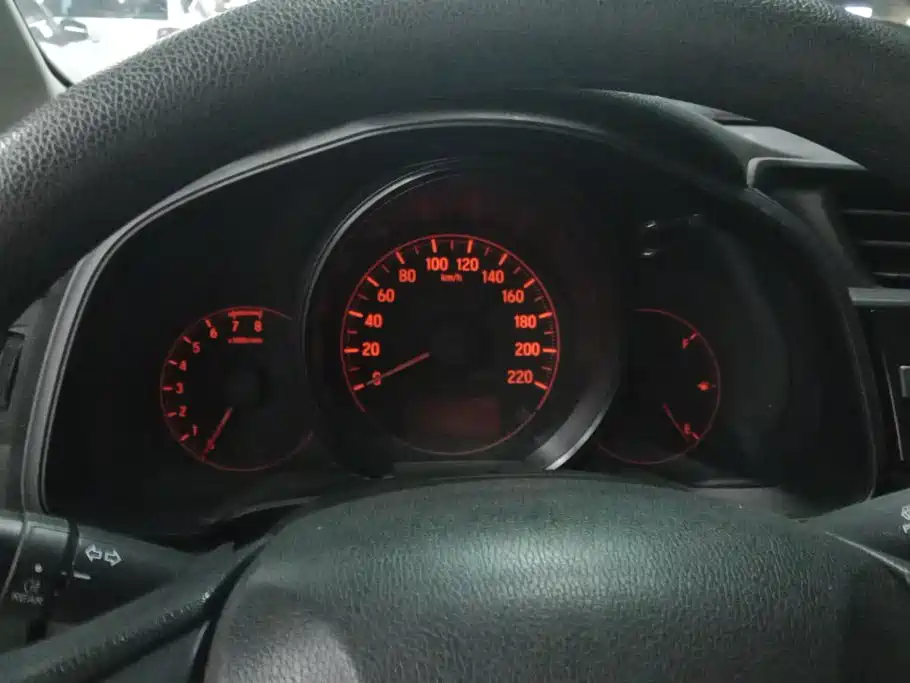 Honda Fit — миниатюра 13