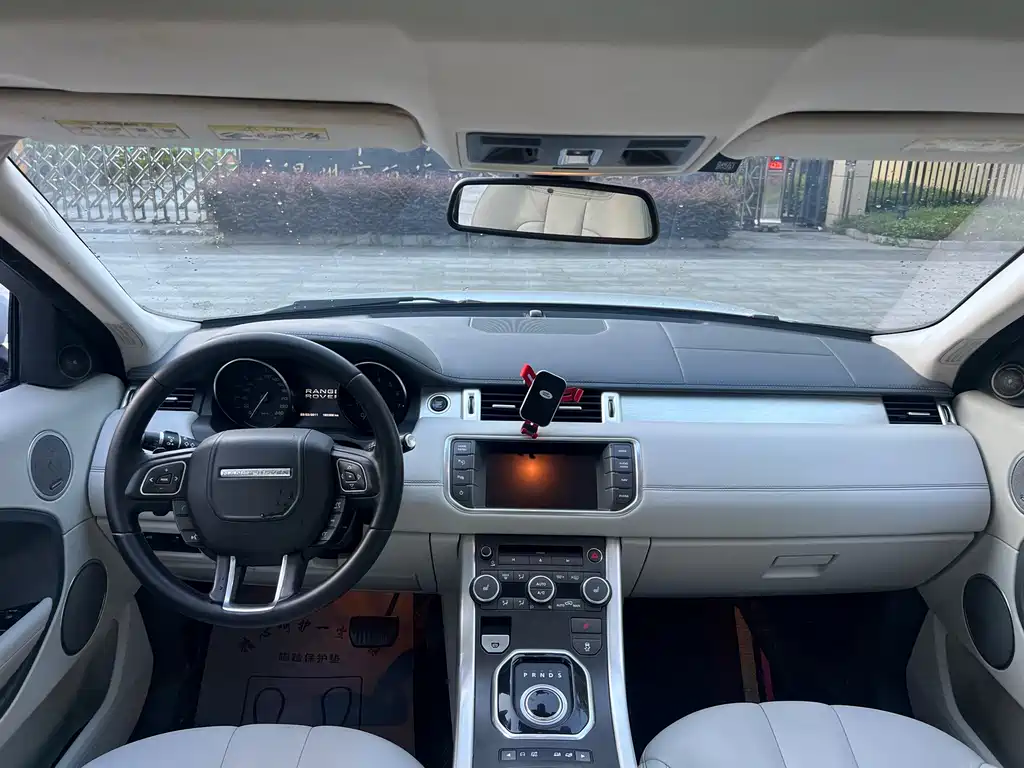 Land Rover Evoque (Import) — миниатюра 9