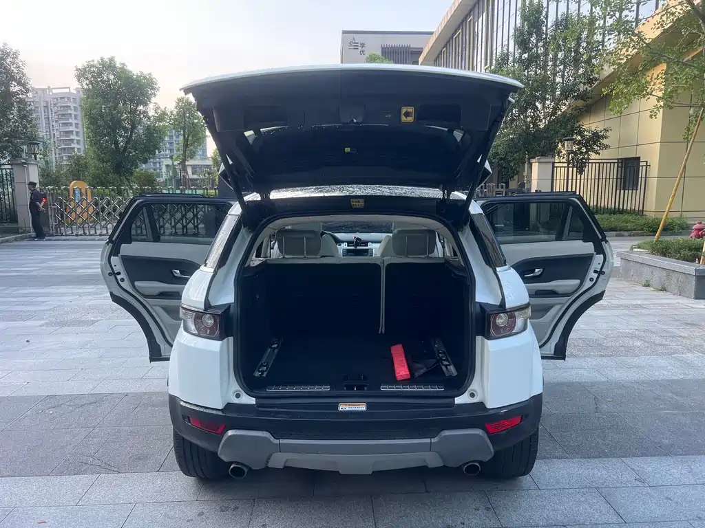Land Rover Evoque (Import) — миниатюра 13