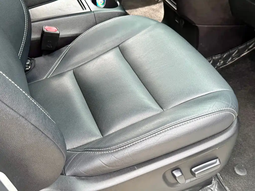 Toyota Sienna — миниатюра 18