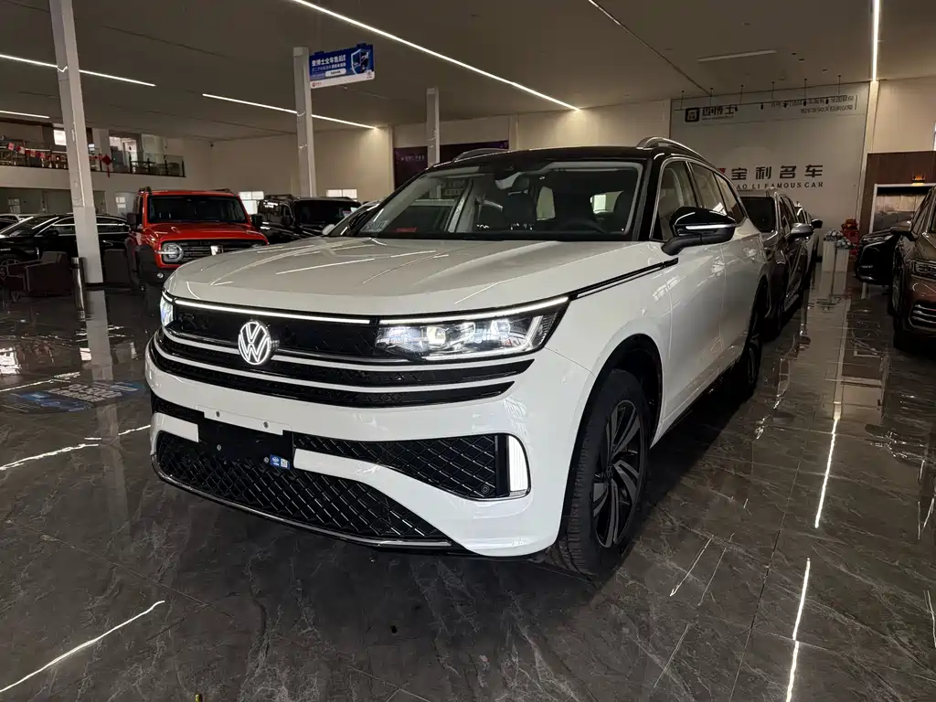Volkswagen Tavendor 2023 380TSI R-Line