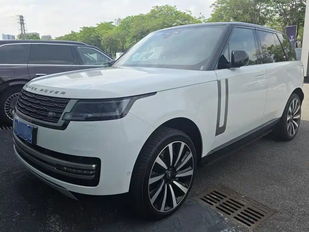 Range Rover 2024 3.0 L6 360PS Grand Edition
