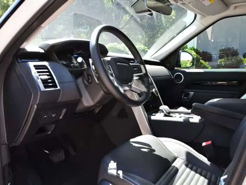 Land Rover Discovery — миниатюра 11