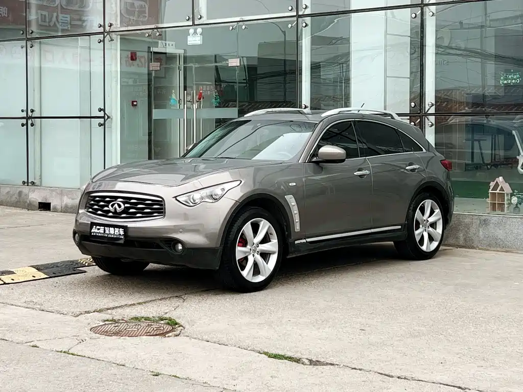 Infiniti FX