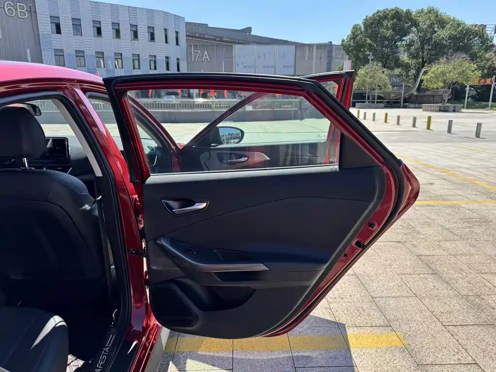 Hyundai Fista — миниатюра 18