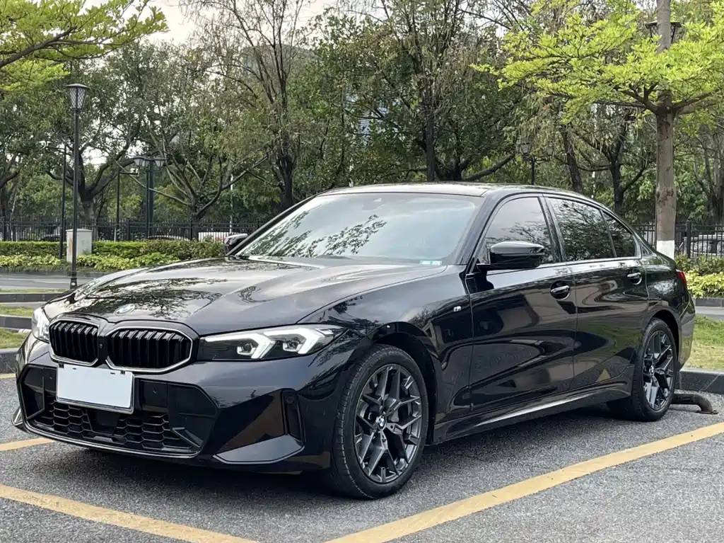 BMW 3 Series 2025