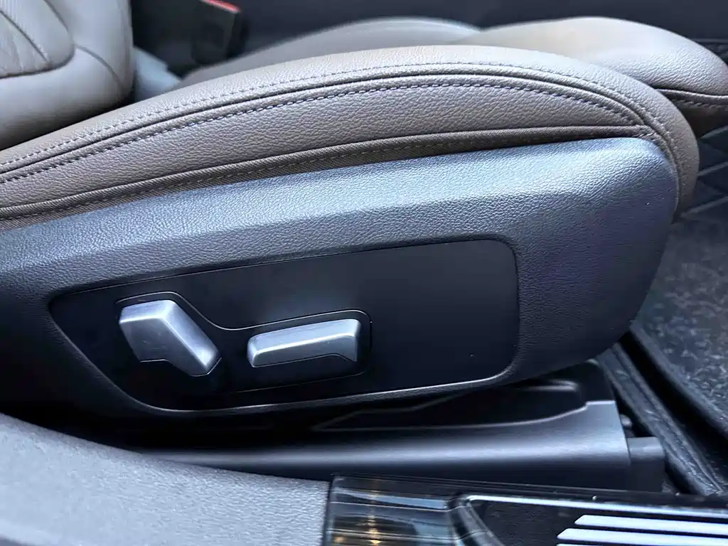 BMW 3 Series — миниатюра 18