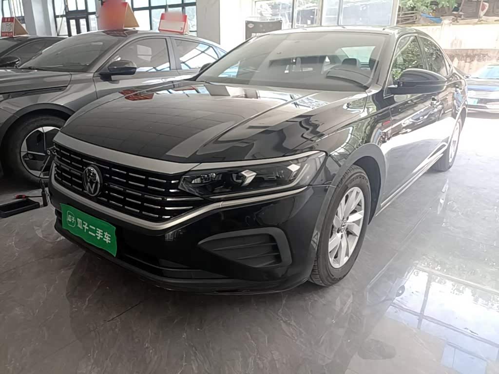 Volkswagen Passat 1.4 л 2025 г. Чёрный, пробег 46400 км