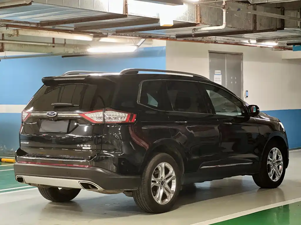 Ford Edge — миниатюра 16