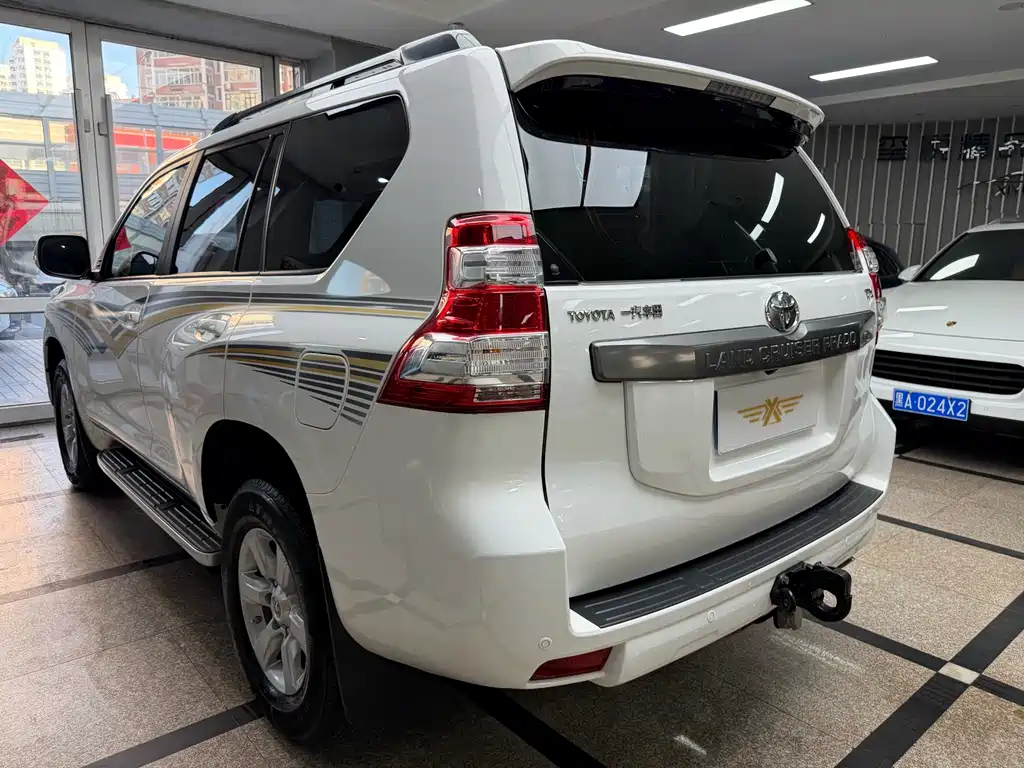 Toyota Land Cruiser Prado 2014 4.0L AT TX-L
