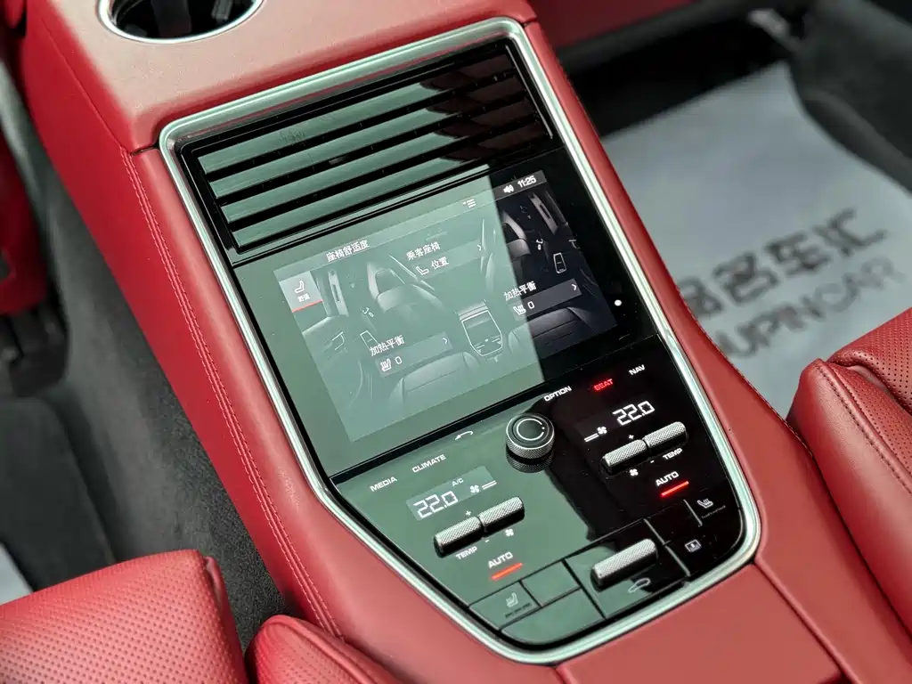 Porsche Panamera — миниатюра 22
