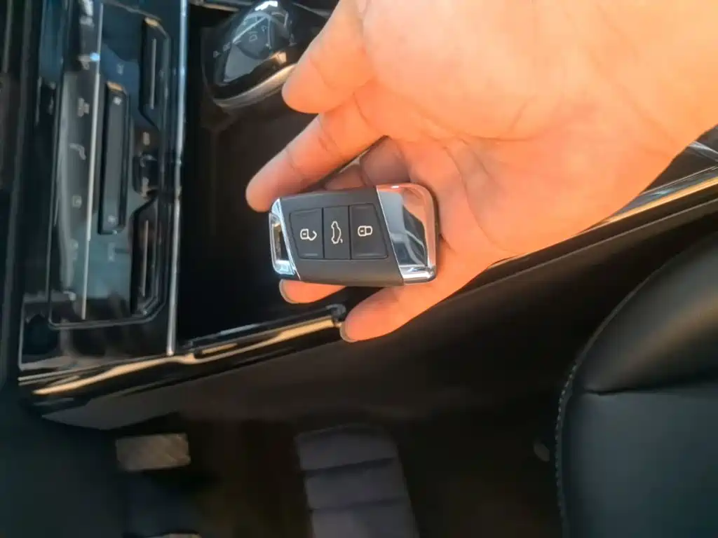 Volkswagen Passat 2022 330TSI Elite