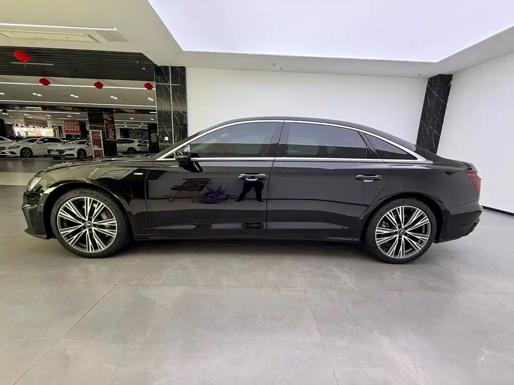 Audi A6L — миниатюра 10