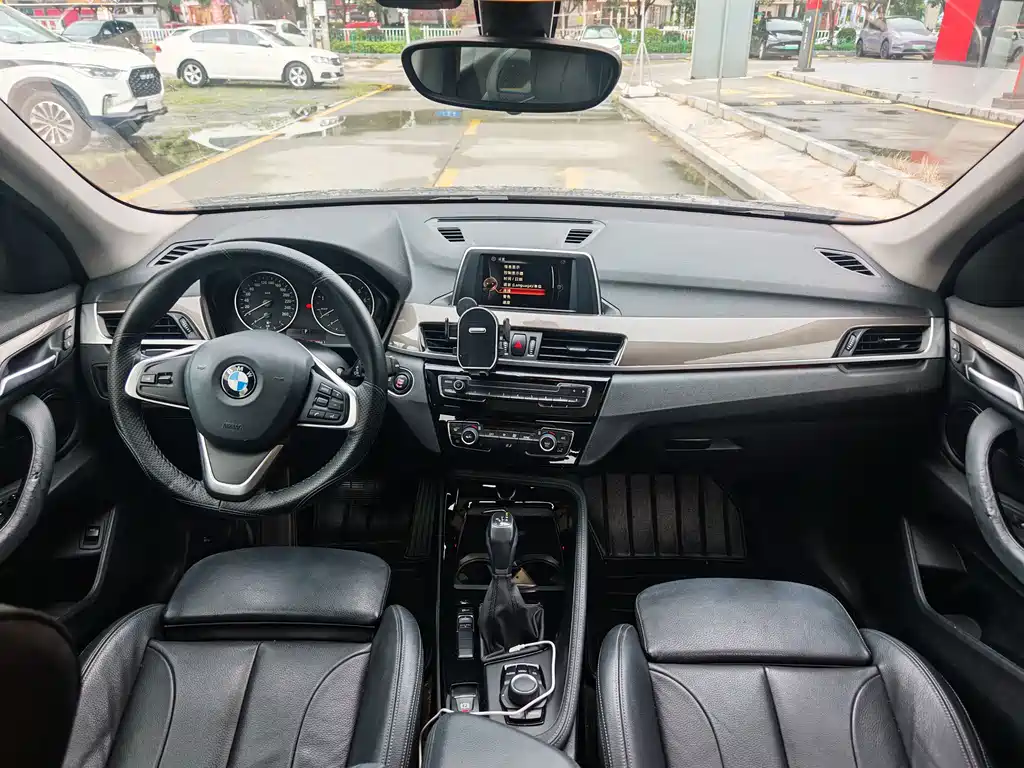 BMW X1 — миниатюра 9